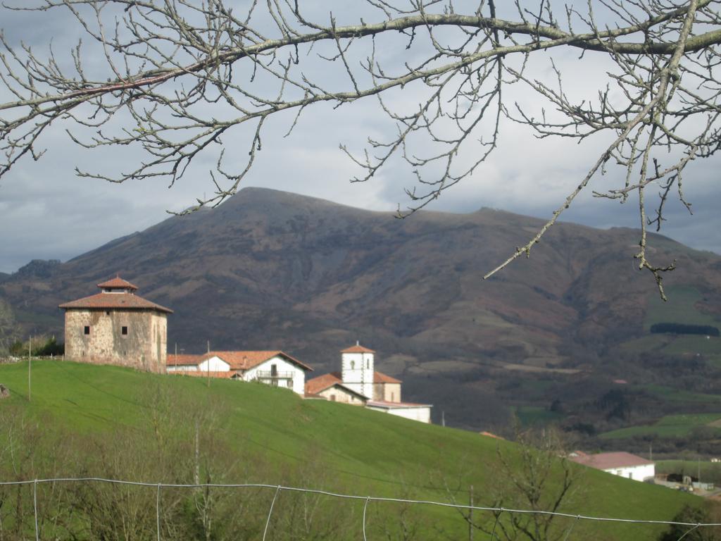 Gasthaus Apaiolarre Zuaztoy de Azpilcueta Exterior foto