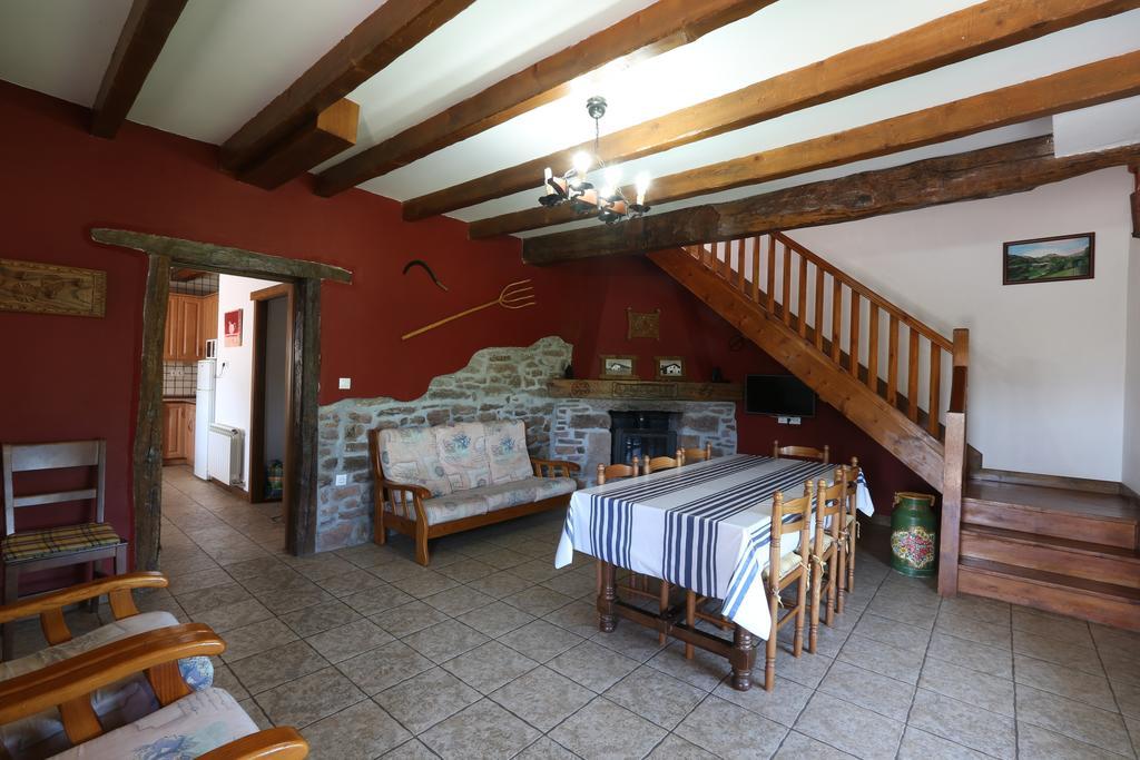 Gasthaus Apaiolarre Zuaztoy de Azpilcueta Zimmer foto